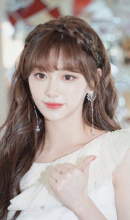 娱乐吃瓜君孔雪儿,娱乐吃瓜界的璀璨明星